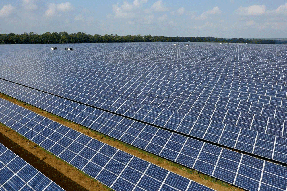 Low Carbon Solar Farm