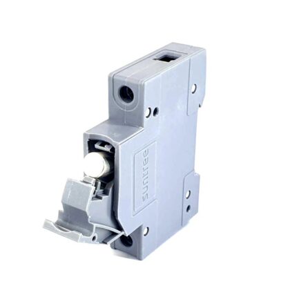 93Suntree DC Fuse Holder 10x38 review4